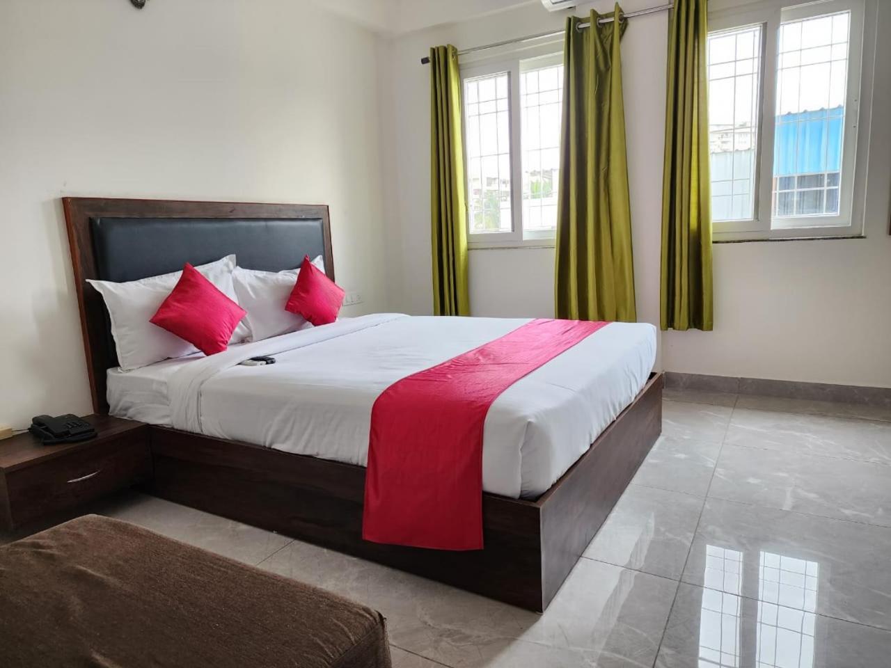Hotel Dreams Inn Μπανγκαλόρ Εξωτερικό φωτογραφία