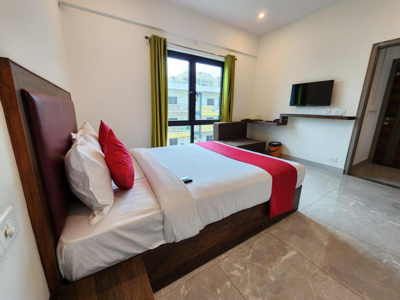 Hotel Dreams Inn Μπανγκαλόρ Εξωτερικό φωτογραφία