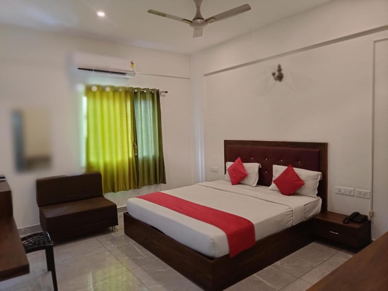 Hotel Dreams Inn Μπανγκαλόρ Εξωτερικό φωτογραφία