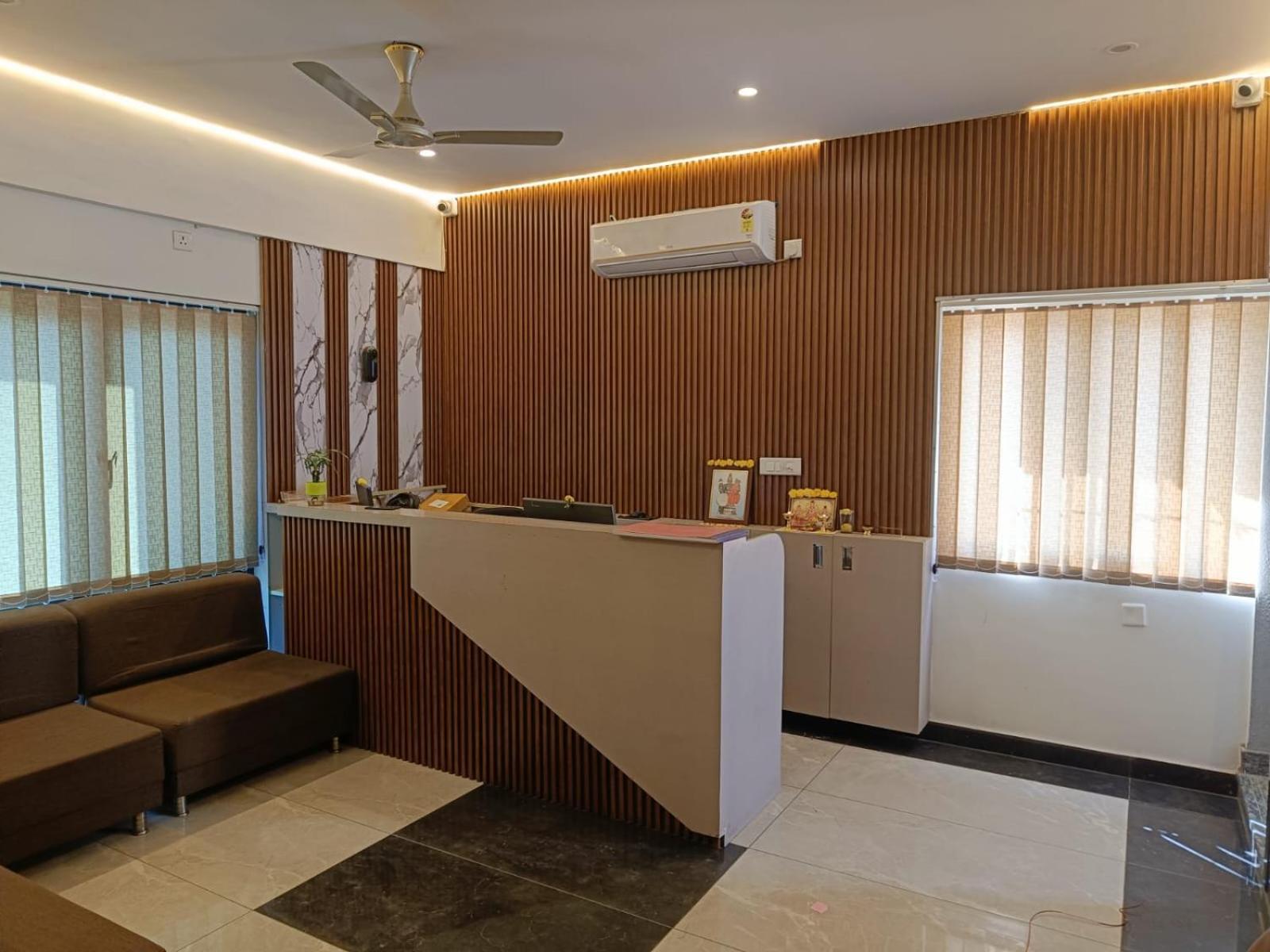 Hotel Dreams Inn Μπανγκαλόρ Εξωτερικό φωτογραφία